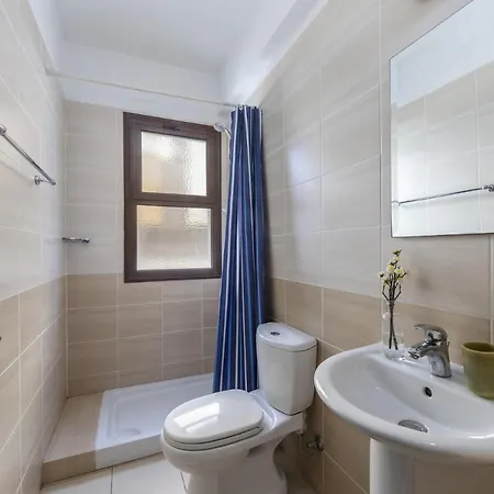 A Luxury 2 Bedroom Minutes From The Beach, 1363 * Agia Napa